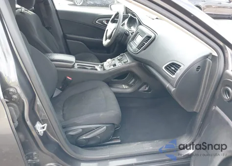 2015 Chrysler 200 Limited z USA, uszkodzony, nr VIN 1C3CCCAB6FN553127